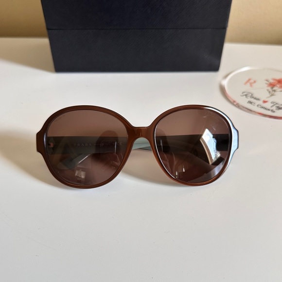 S⭕️LD Prada Sunglasses - Picture 2 of 13